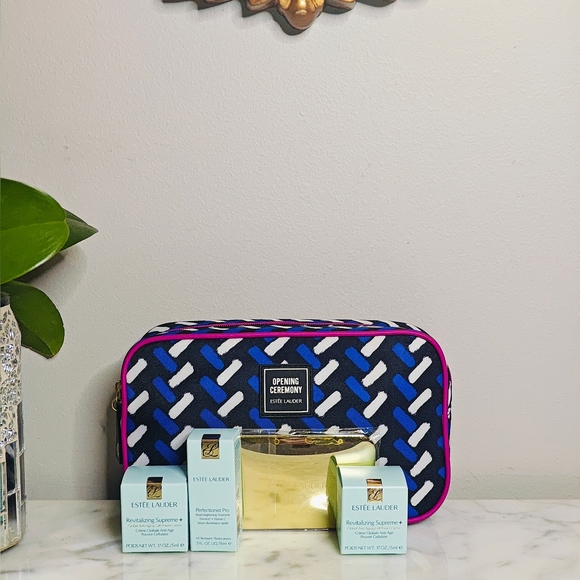 Opening Ceremony + Estee Lauder Premium Skin Care & Cosmetic Bag | 5 Pieces - Picture 7 of 7